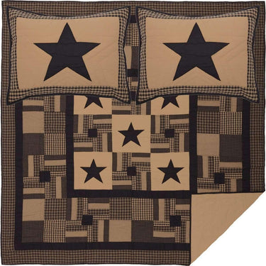 Black Check Star Queen Quilt Set; 1-Quilt 90Wx90L w/2 Shams 21x27 VHC Brands - The Fox Decor